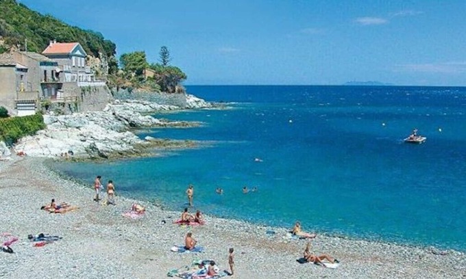 Bastia Apartment | comfortable furnished studio rental in the city center near the old port