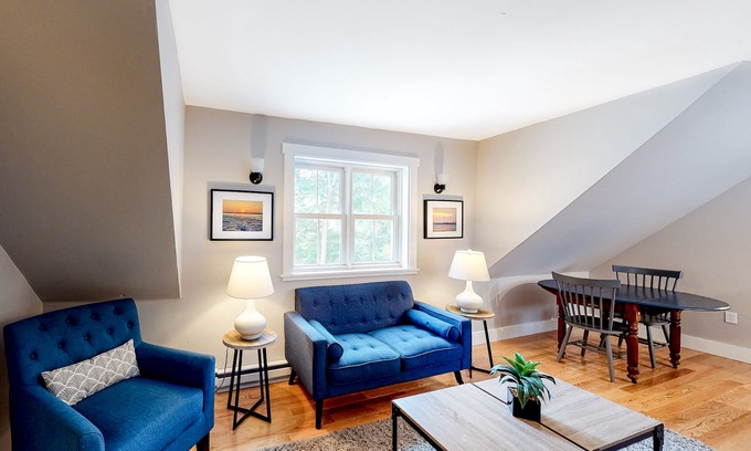 Castine Condo | Comfortable Getaway for Two w/Kitchenette - Right in the Heart of Downtown
