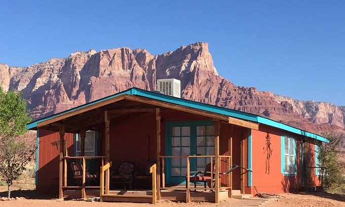 Marble Canyon House | Comfortable Home with Breathtaking Views of the Vermilion Cliffs Wilderness