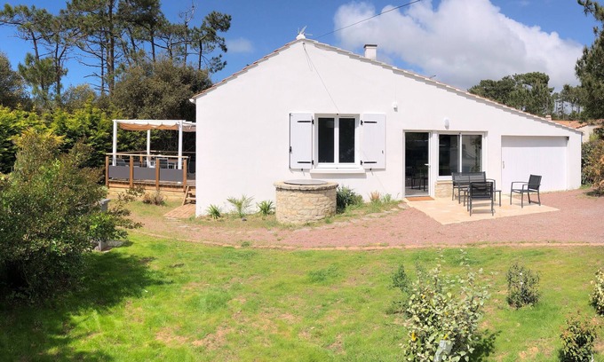 Jard-sur-Mer House | Comfortable seaside house 100m from the ocean, 90m², 3 bedrooms