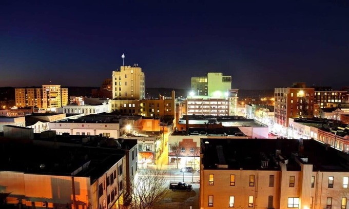 Ann Arbor Apartment | Comfortable stay steps from The Big House