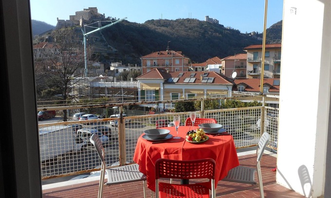 Finalborgo Apartment | Comfortable Three-room apartment for 4+1 people suitable for Families and Bikers IT009029C2Y6YFKMBG
