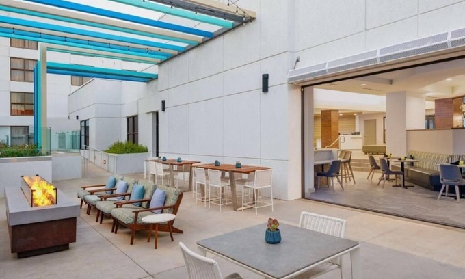 Chandler Hotel | Comfy Base Near Chandler’s Dining District, I-10 & South Mountain - 2 Units