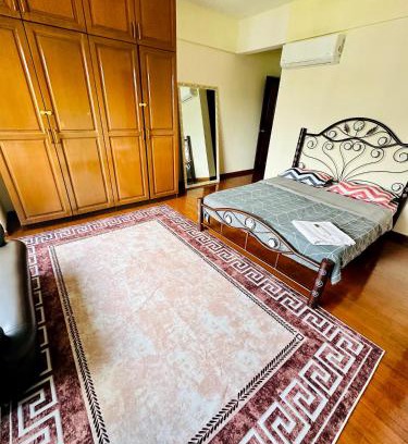 Cyberjaya Apartment | Comfy Haven Master Bedroom Lake view with Free Wifi & Free Parking