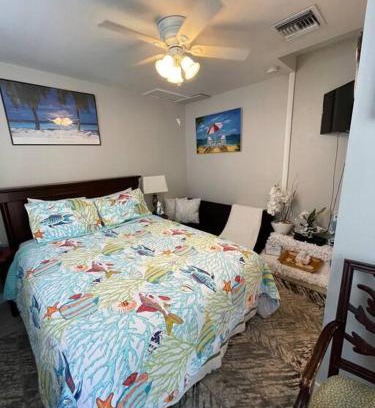 West Palm Beach Apartment | Comfy Queen Bed Studio, Downtown West Palm