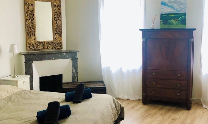 Angouleme Apartment | Comme à la Maison - 6 Personnes - Centre Ville - Wifi