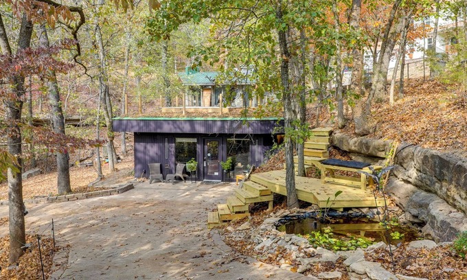 Lost Bridge Village Apartment | Community Perks: Cozy Hideaway Near Beaver Lake