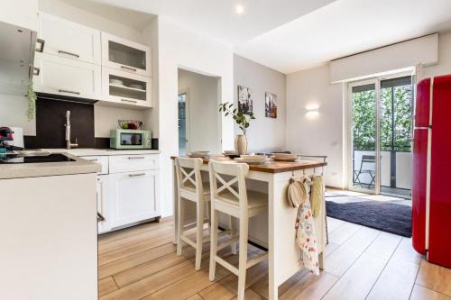 Cantu Apartment | Como a 10 min - Private Parking - 2 Camere 2 Bagni