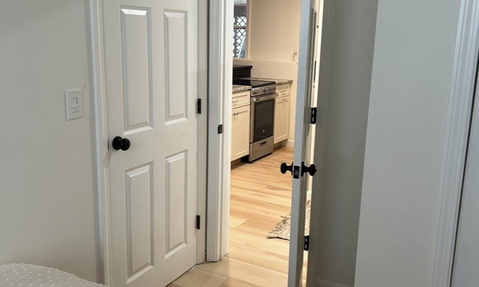 Concord Apartment | Completely renovated 1-bedroom in the heart of Concord Center.