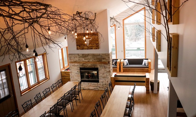 Saint Ferreol les Neiges Hotel | Complexe Les Neiges