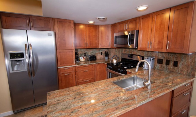 Ludlow Condo | Condo ∙ 2 bedrooms ∙ 8 guests
