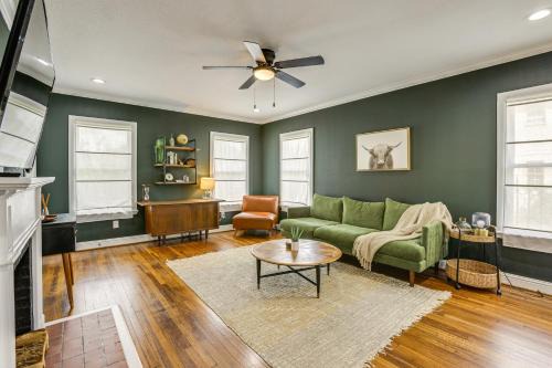 MacGregor Apartment | Condo 2 Mi to Houston Zoo and Museum District!