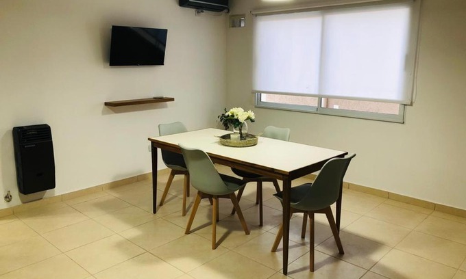 Villa Maria Apartment | Confortable departamento en Villa Maria, excelente ubicación.