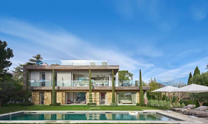 Cap-d'Antibes Villa | Contemporary style luxury villa with 5 bedrooms on Cap d Antibes, near the beach