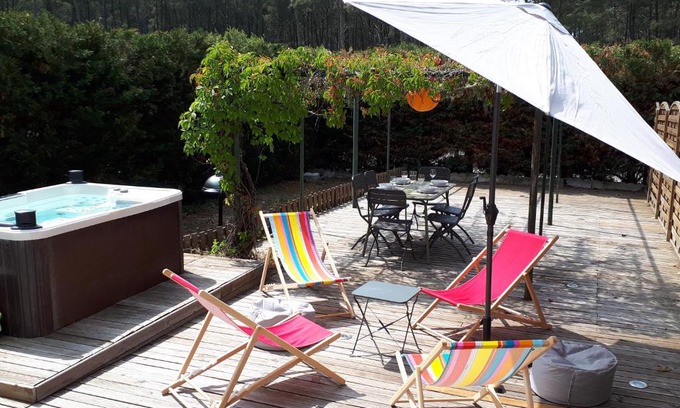 Saint-Julien-en-Born House | contis SPA