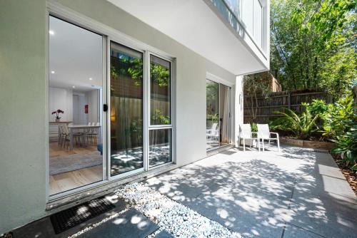 Carnegie House | Convenience and Comfort in Carnegie