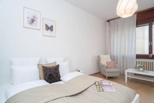 Inner City Budapest Apartment | Convenient apartment in the heart of downtown