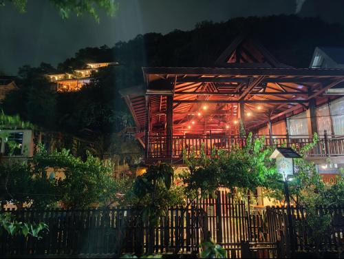 Labuan Bajo Hotel | Cool Breeze Authentic Hotel Labuan Bajo Komodo
