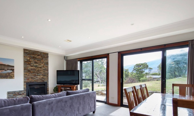 Crackenback Ski Chalet | Cootapatamba | Crackenback