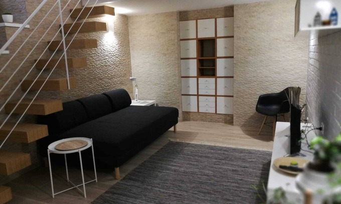 Borgo Vecchio House | CORBHOUSE - ENTIRE HOUSE WITH SEPARATE ENTRANCE