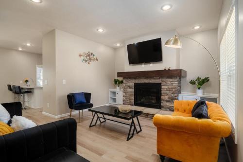 Oak Creek House | Corporate Housing by MGM