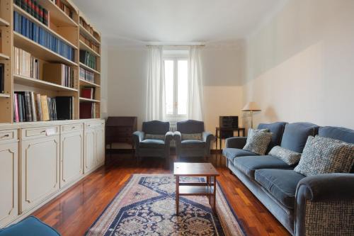 Quartiere Mazzini Apartment | Corvetto M3 - Roomy Apt on 2 Levels