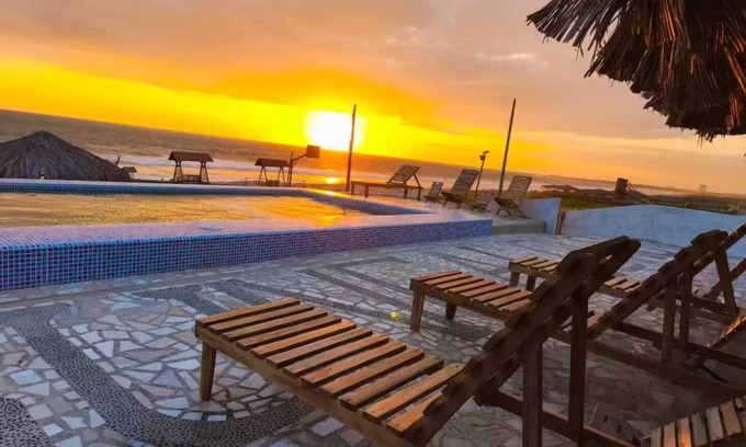 Playas House | "Costanera" in Bungalows Beach