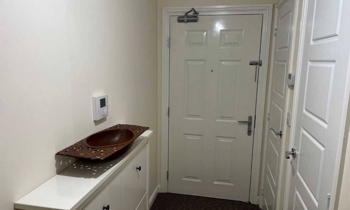 Southampton Apartment | Cosy 3 BR Flat in Southampton