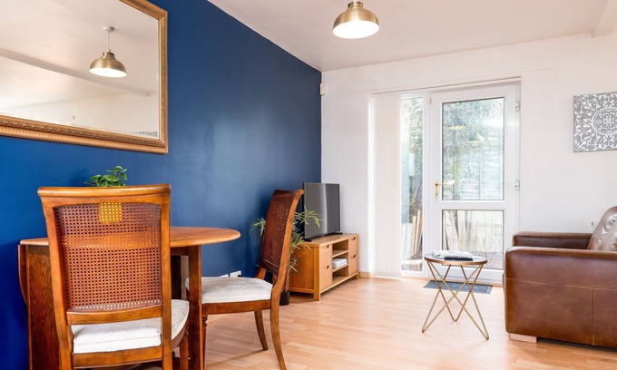 West Bridgford Apartment | Cosy and Homely Annexe | Free Parking and Wi-Fi