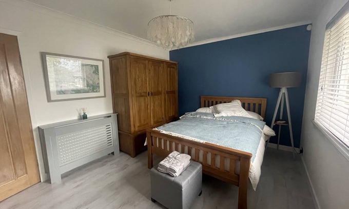 Fintry House | Cosy and quiet garden suite in village home