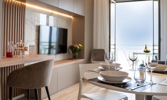 Roseto degli Abruzzi Apartment | Cosy apartment for 3 people with A/C, WIFI, TV and terrace