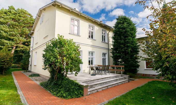 Zempin Apartment | Cosy apartment for 4 guests with WIFI, TV, terrace and pets allowed
