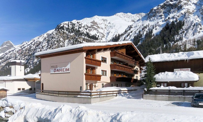 Plangeross Apartment | Cosy apartment for 5 people with WIFI, TV, terrace and pets allowed