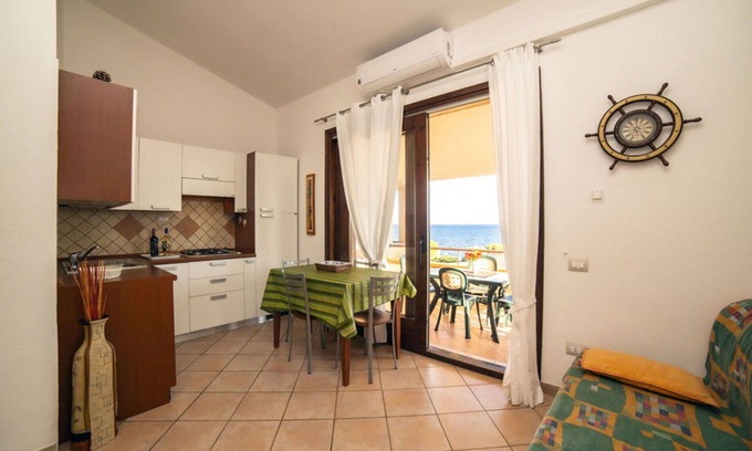 Villaputzu Apartment | Cosy apartment for 6 guests with A/C and TV