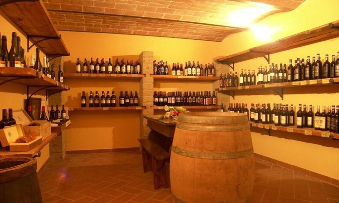 Peccioli Villa | Cosy apartment in villa for 6 people with pool, WIFI, patio and panoramic view