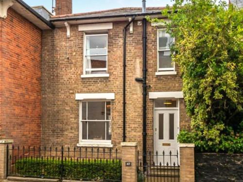 Litcham House | Cosy Cottage