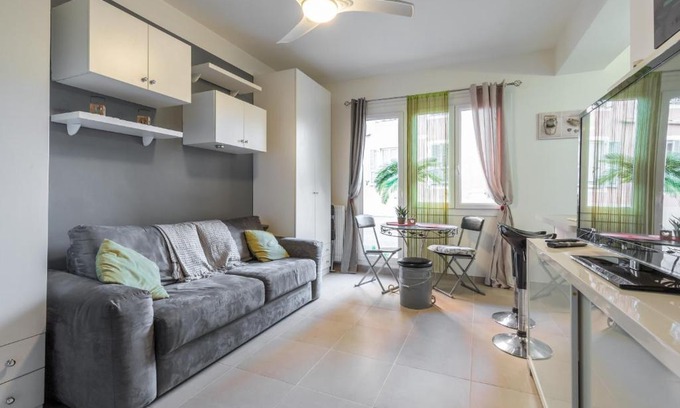 Quartier du Port Apartment | Cosy Studio at Nice Port