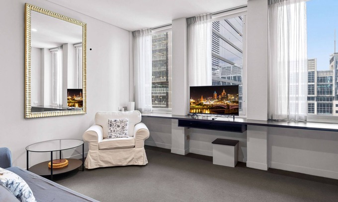 Melbourne Central Business District Apartment | Cosy Studio in the City Centre
