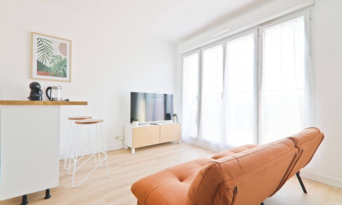 Vigneux-sur-Seine Apartment | Cosy studio near Paris & Orly