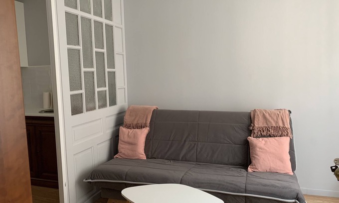 La Bourboule Apartment | Cosy studio near the spa with shared courtyard access