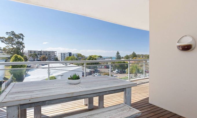 Nelson Bay Apartment | Cote D'Azure, 13 61 Donald Street - Lovely unit air con, Wi-Fi, secure parking, complex lift and pool
