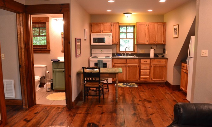 Penrose Cottage | Cottage at DuPont State Forest - Across from REEB Ranch - Mountain Biking Mecca
