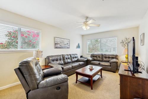 Lincoln City House | Cottage by the Sea