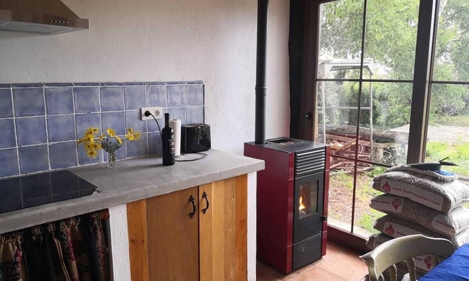 Niguelas Cottage | Cottage 'Cortijo Niwalas' with Mountain View, Wi-Fi and Air Conditioning