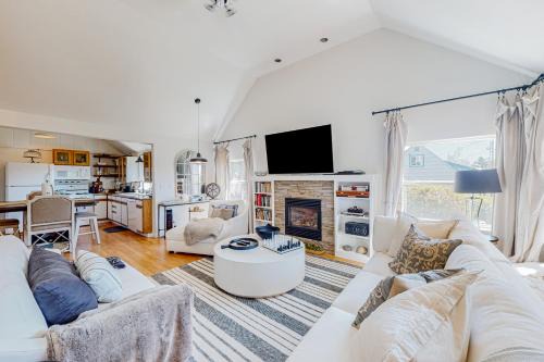 Nelscott House | Cottage De La Mer