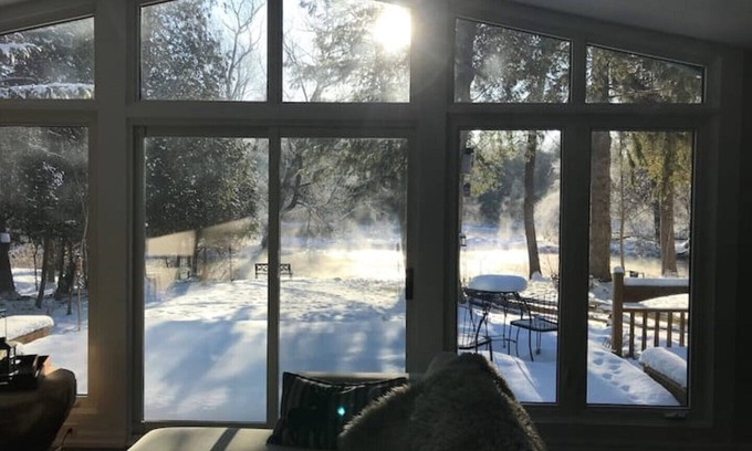 Cambridge Cottage | "Cottage Home On The River" 1 Bedroom