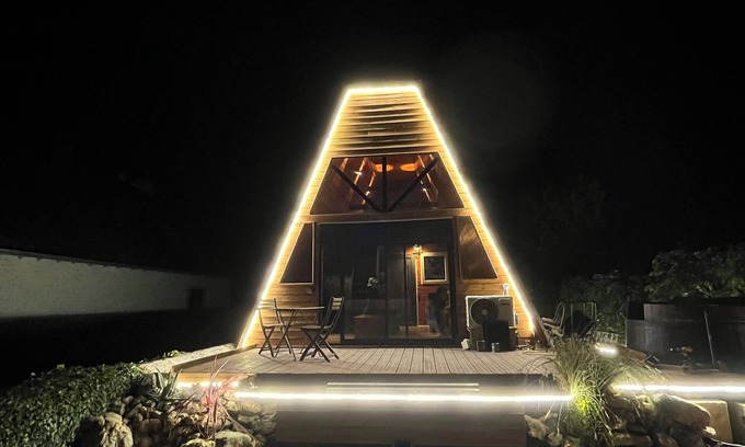 Ozoir-le-Breuil Cottage | Cottage lagoon & spa
