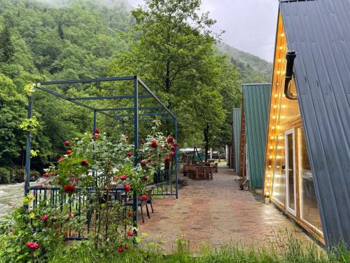 Khelvachauri Ski Chalet | cottage Machakhela park