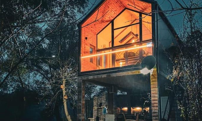 Petrovaradin House | Cottage Mauiwikendaya