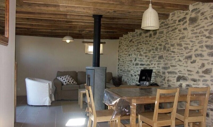 Le Vibal Cottage | Cottage of the Barry fountain in Aveyron
